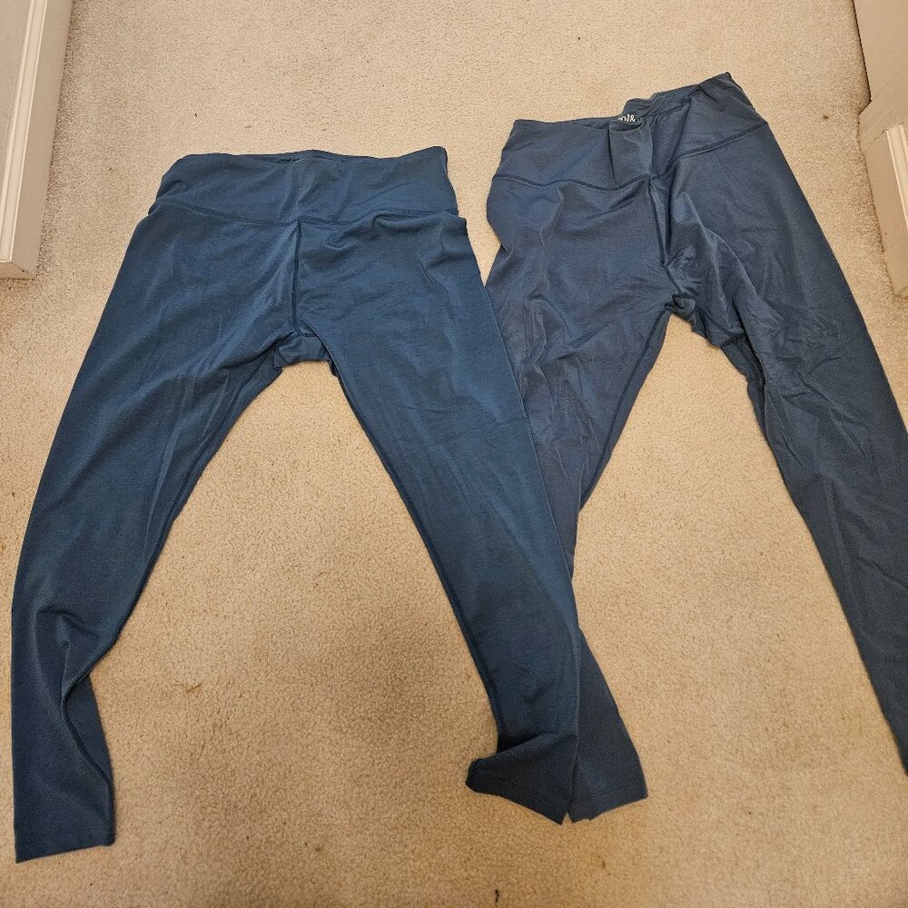 Lot of 2 "teal" Wool& leggings